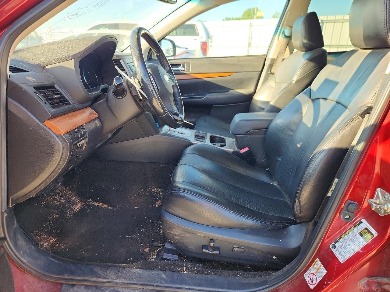 2013 SUBARU Outback