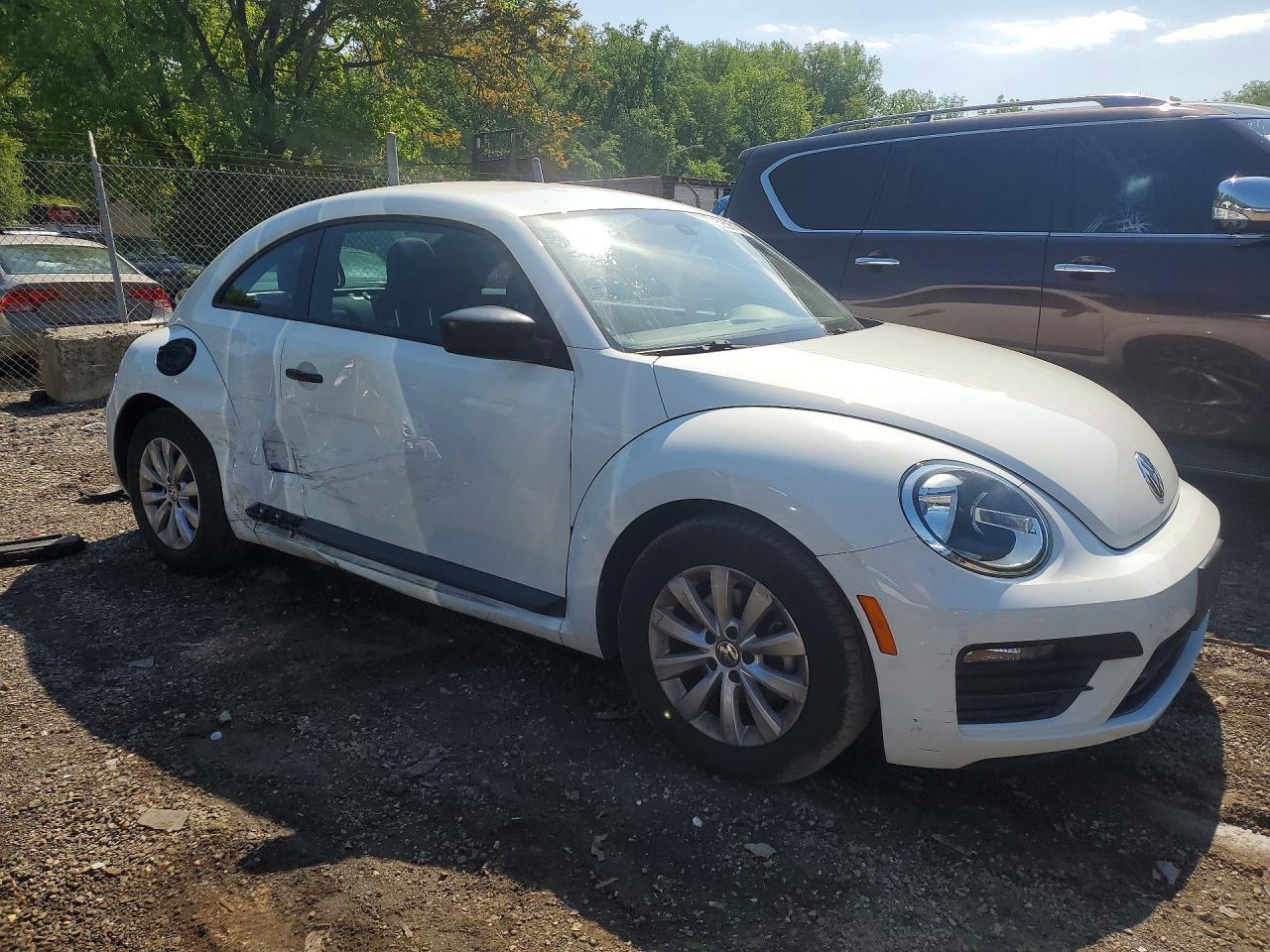2017 VOLKSWAGEN Beetle