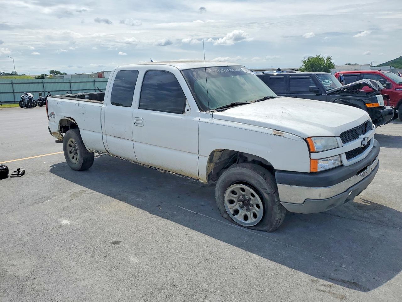 2004 CHEVROLET Silverado