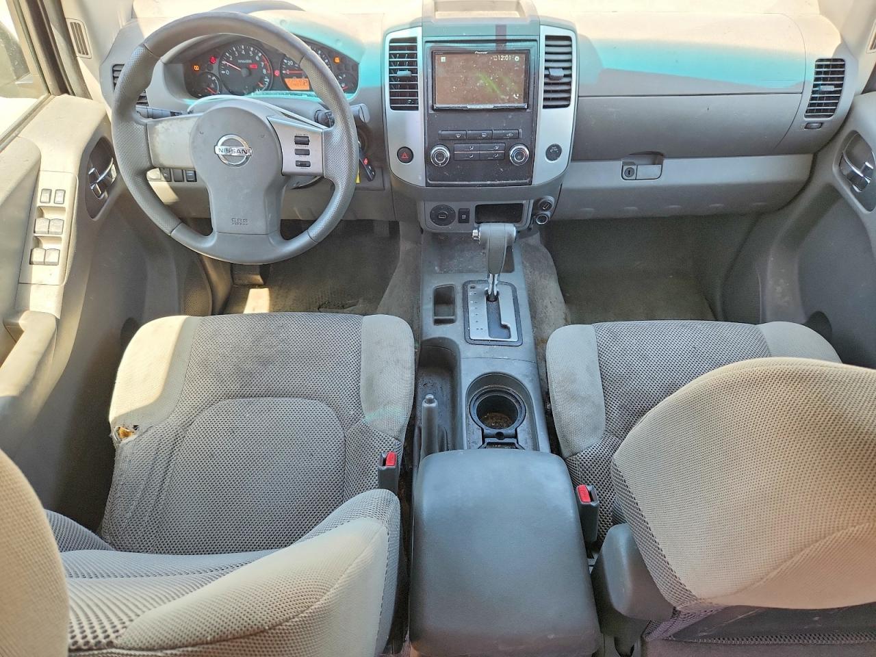 2011 NISSAN Frontier