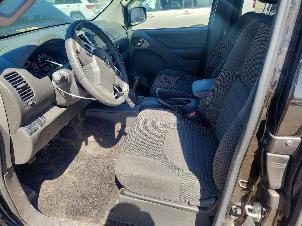 2017 NISSAN Frontier