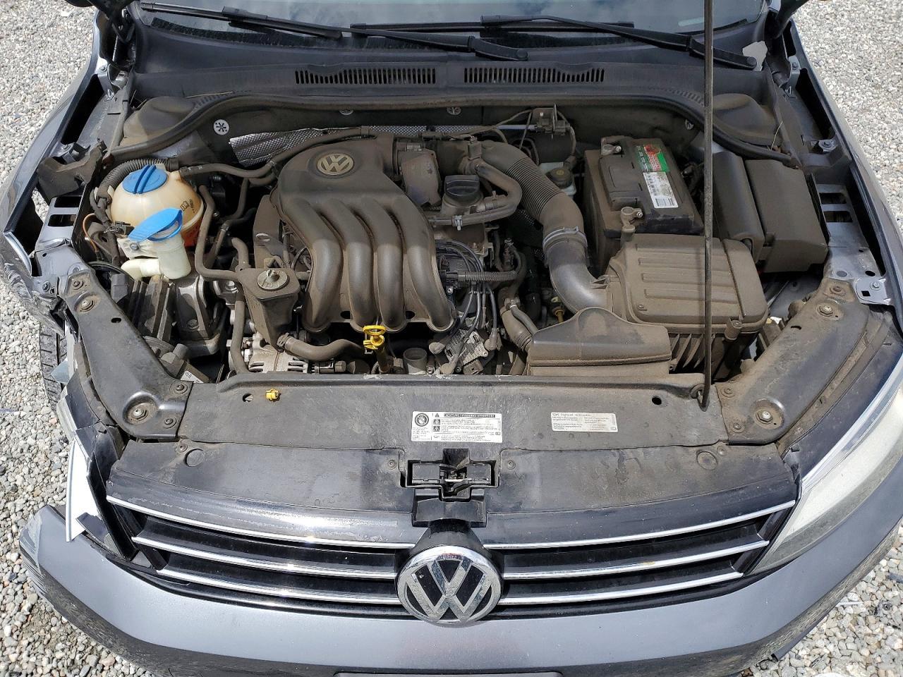 2015 VOLKSWAGEN JETTA