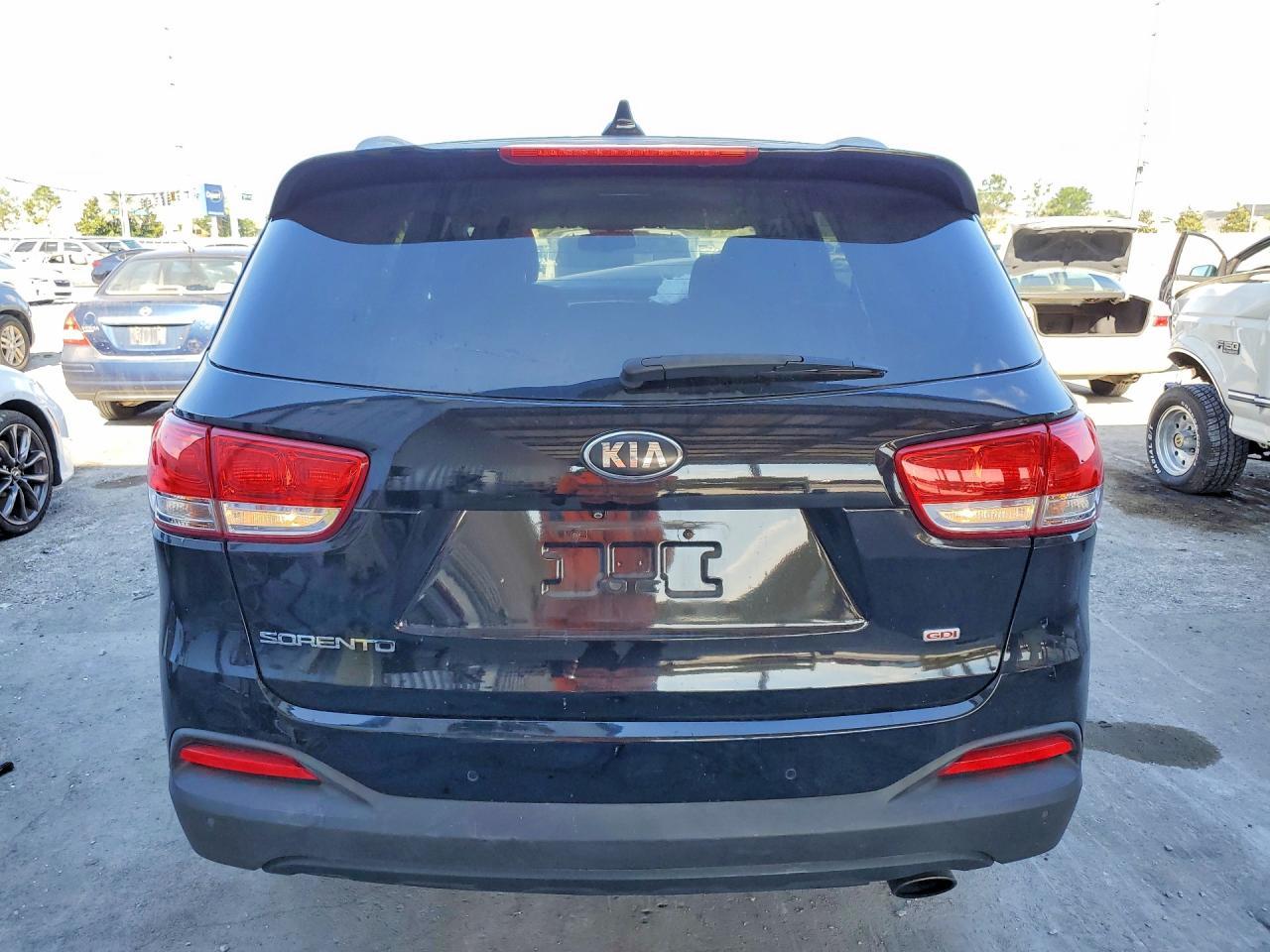 2017 KIA SORENTO