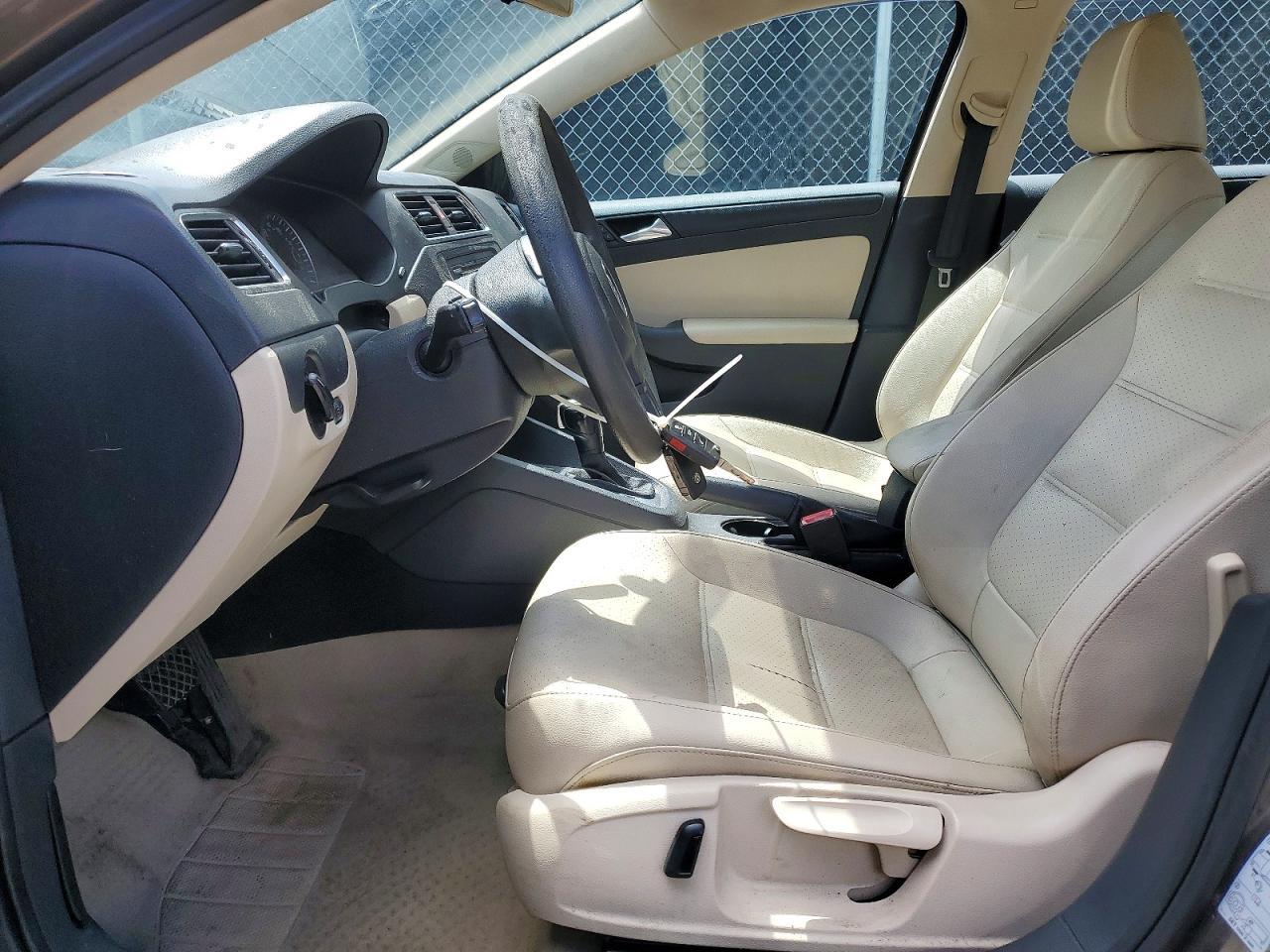 2014 VOLKSWAGEN JETTA