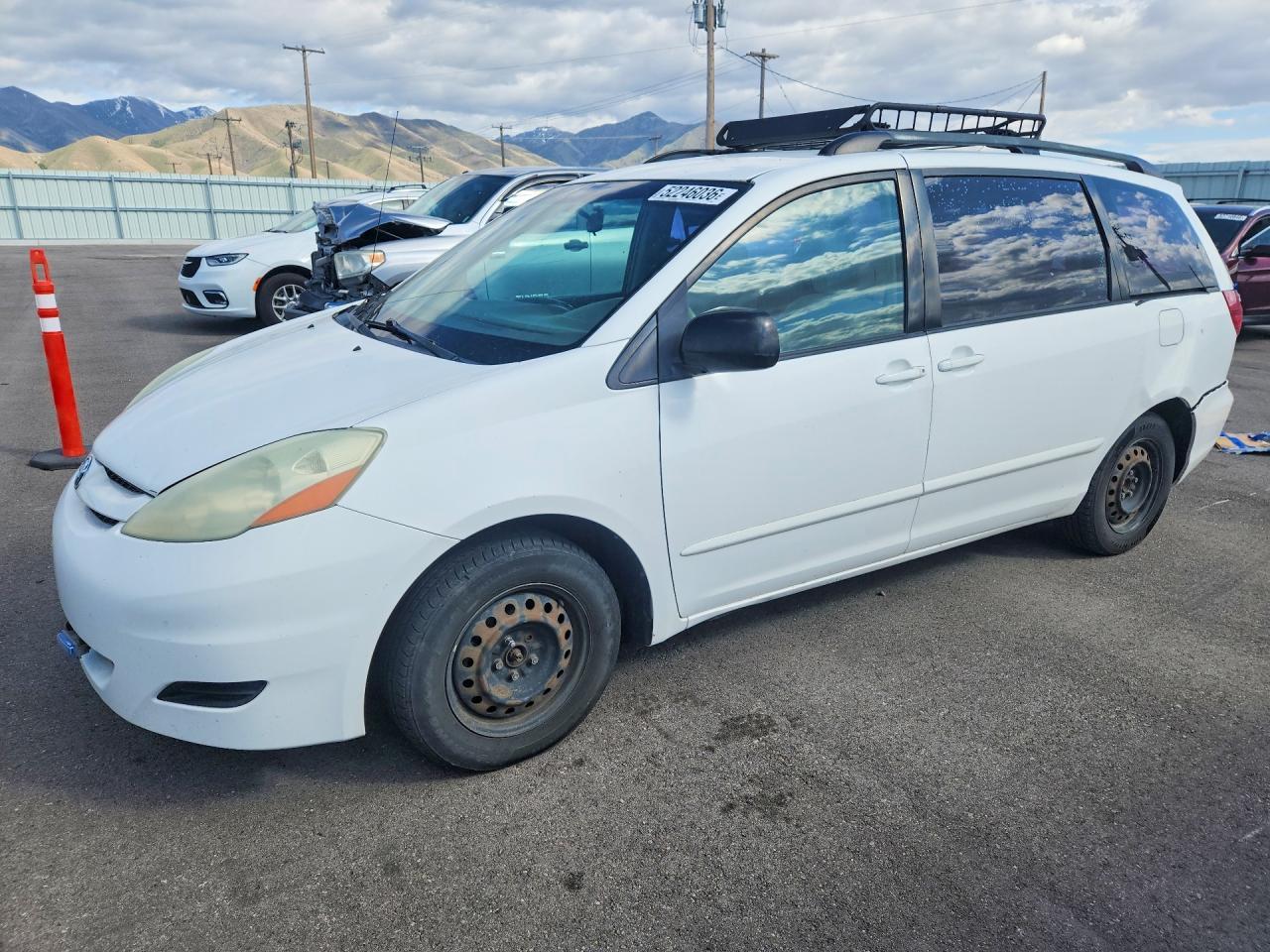 2006 TOYOTA SIENNA