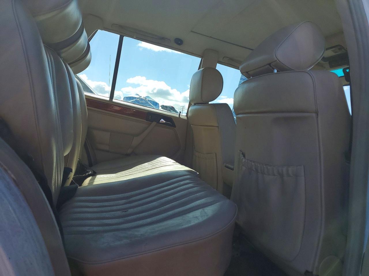 1995 MERCEDES-BENZ E-Class
