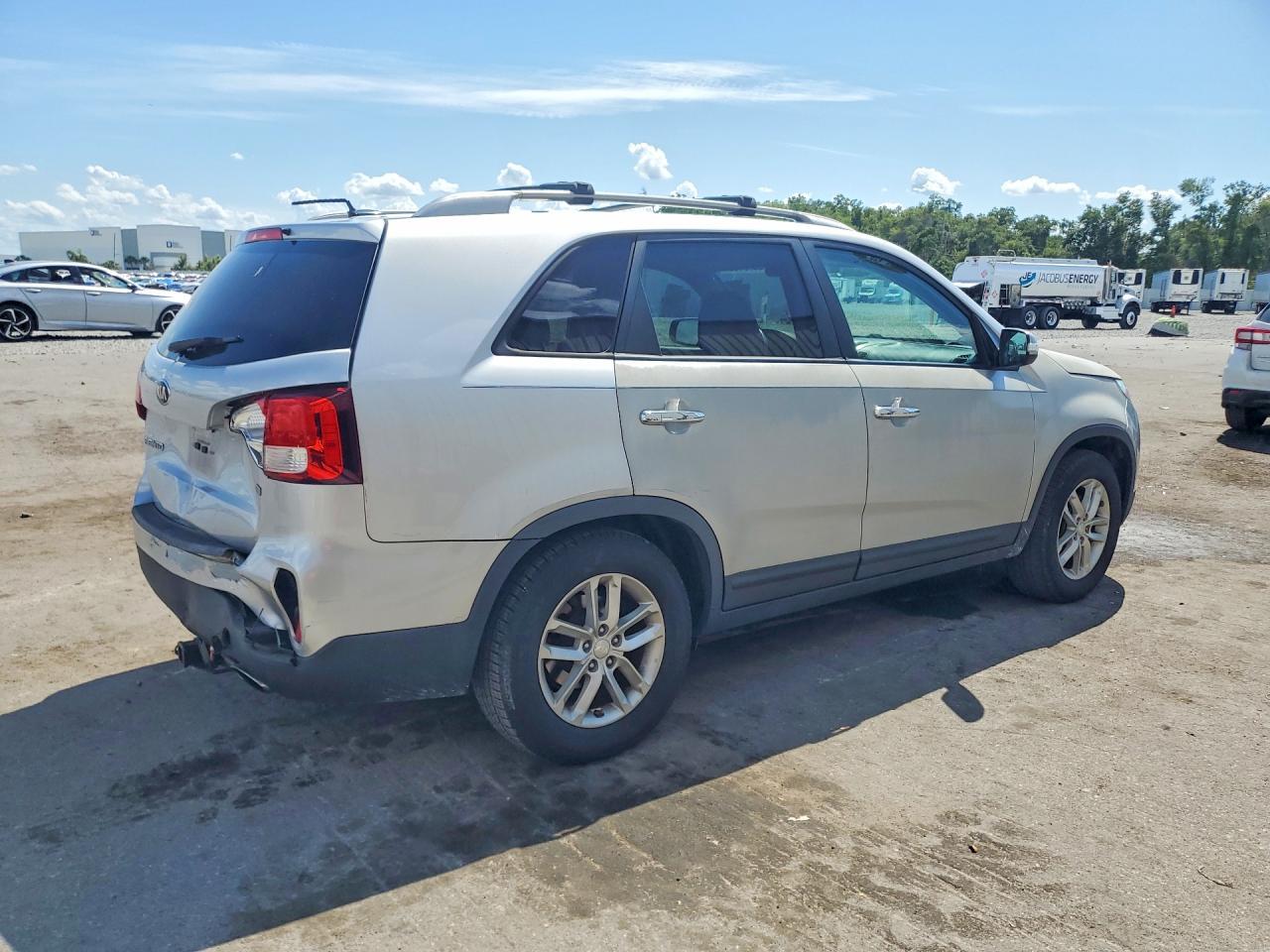 2014 KIA SORENTO
