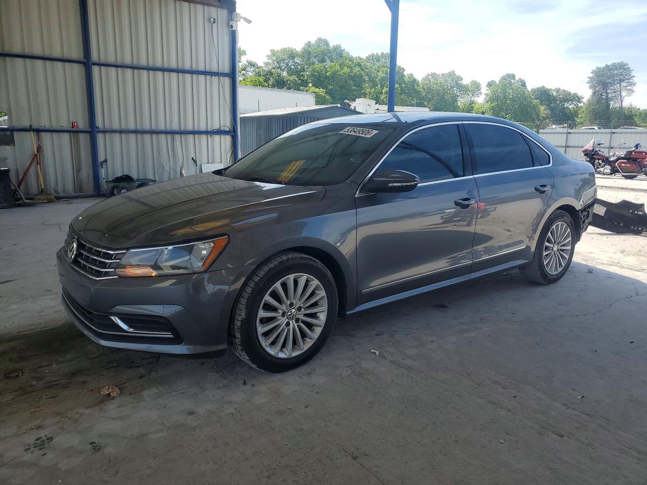 2016 VOLKSWAGEN Passat