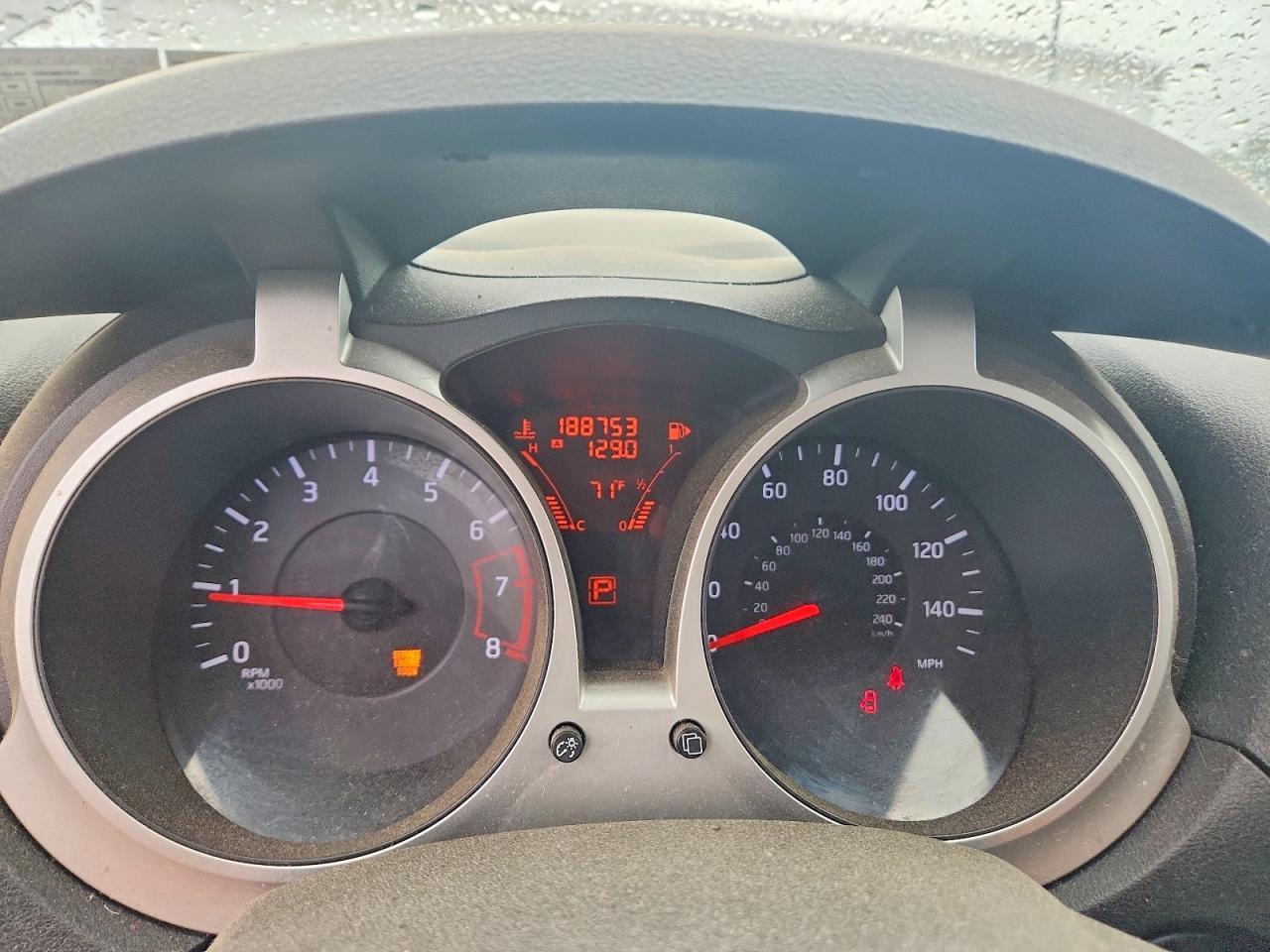 2011 NISSAN Juke