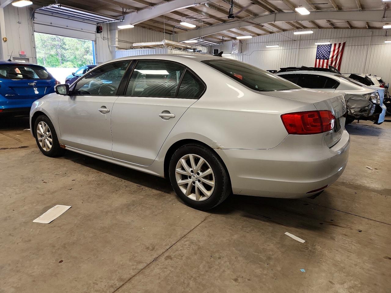 2012 VOLKSWAGEN JETTA