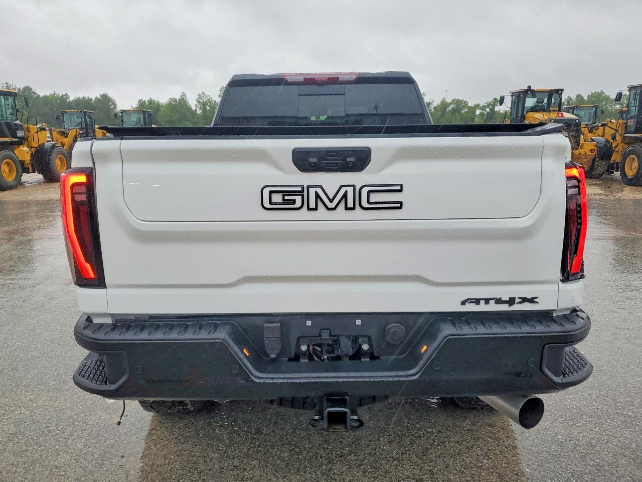 2025 GMC Sierra