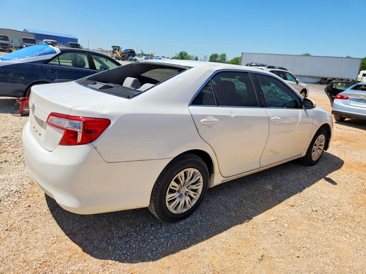 2012 TOYOTA CAMRY