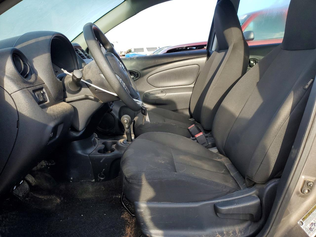 2017 NISSAN VERSA