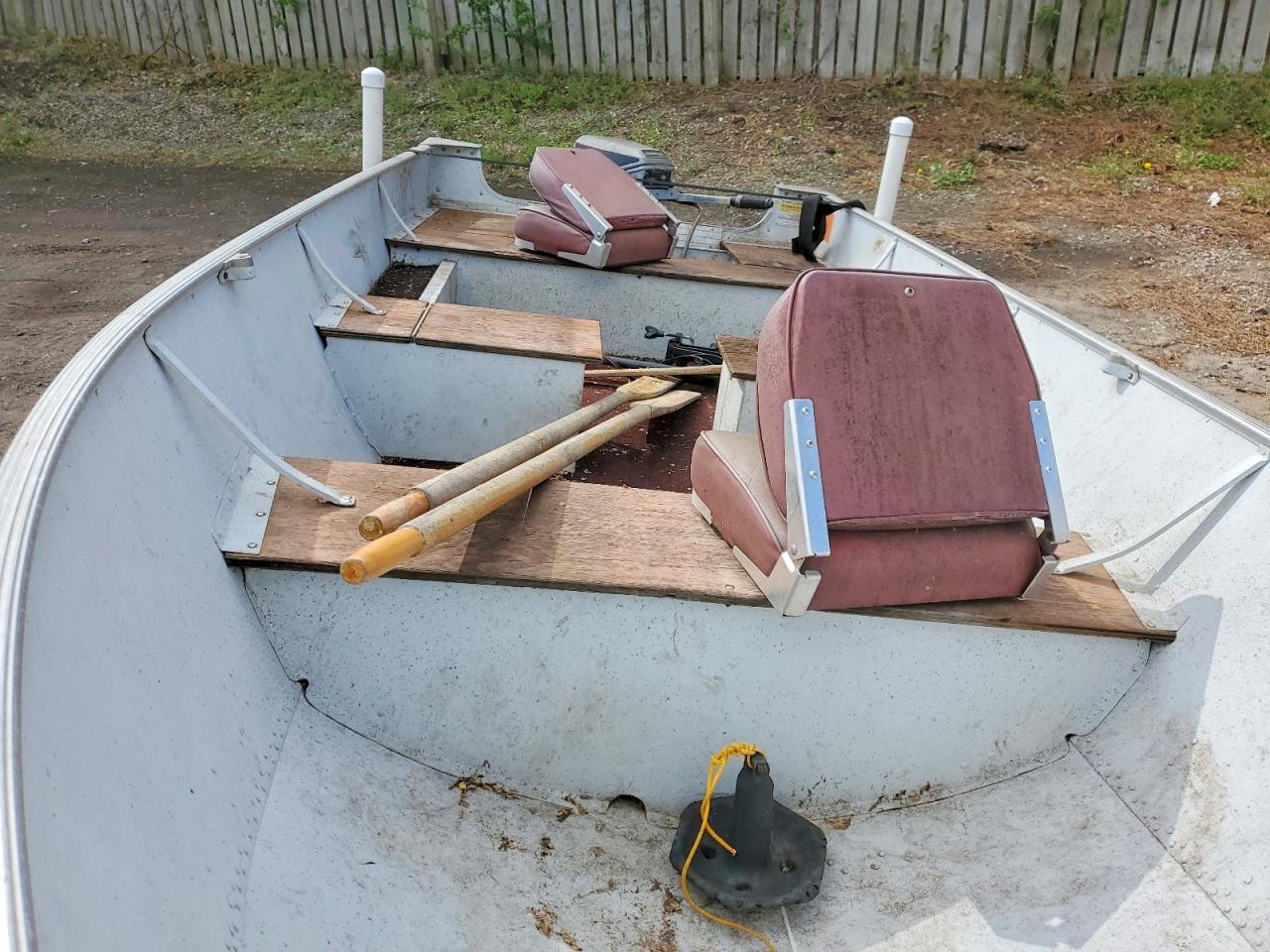 1988 LUND Boat
