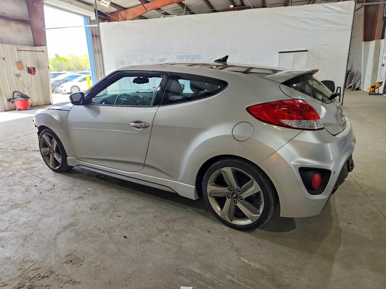 2013 HYUNDAI VELOSTER