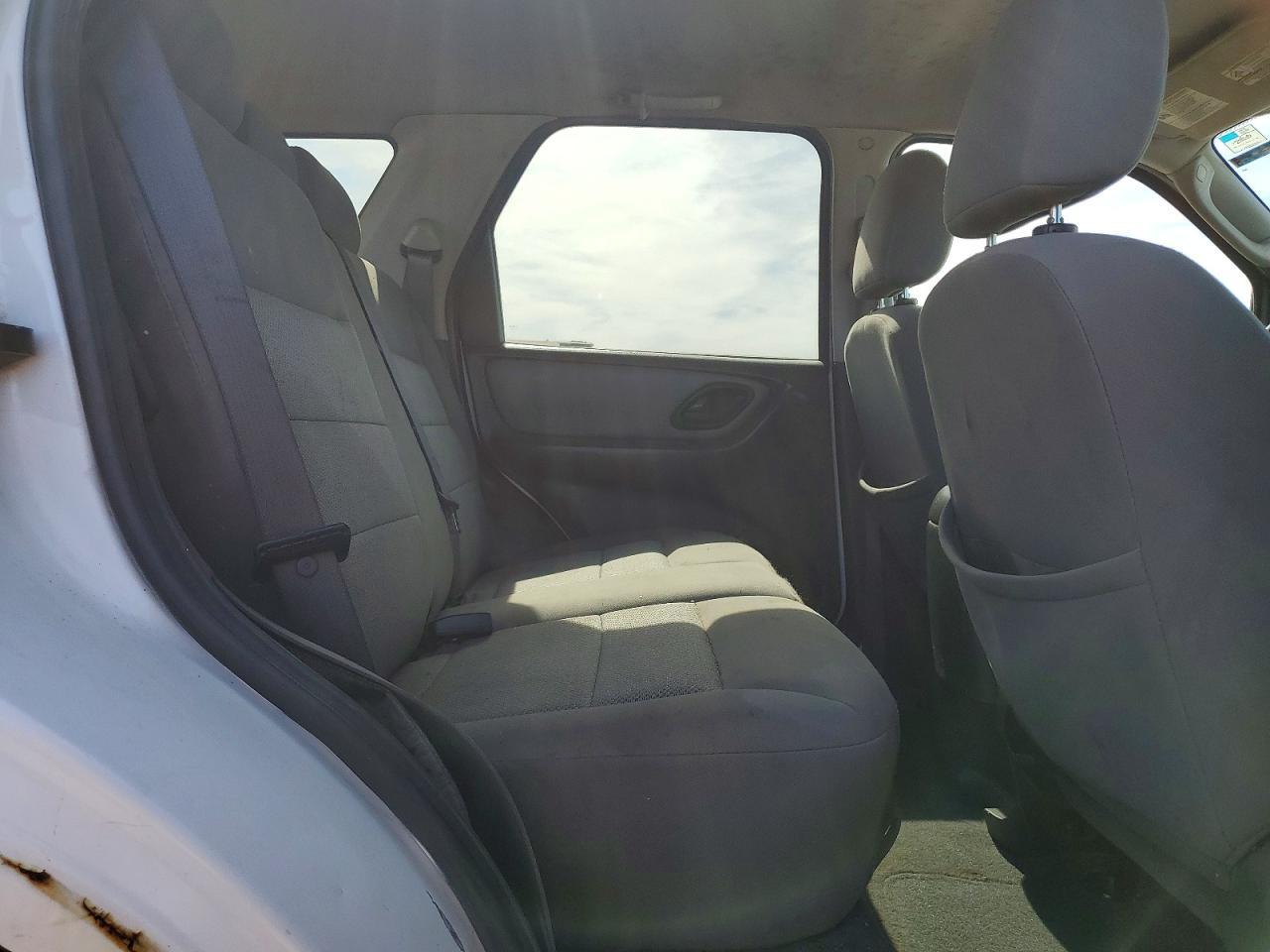 2006 FORD ESCAPE