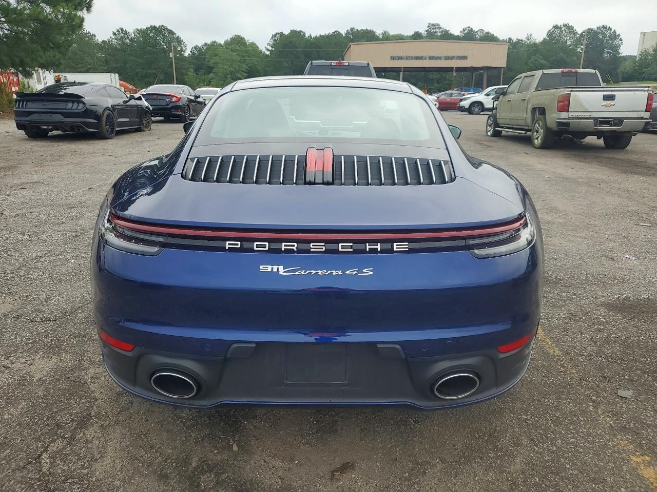2021 PORSCHE 911
