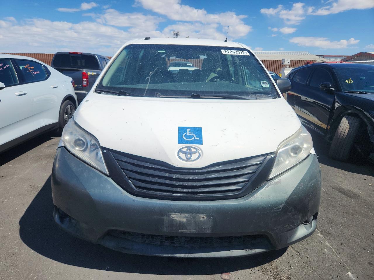 2015 TOYOTA SIENNA