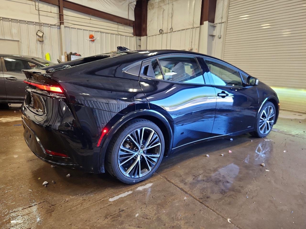2024 TOYOTA PRIUS