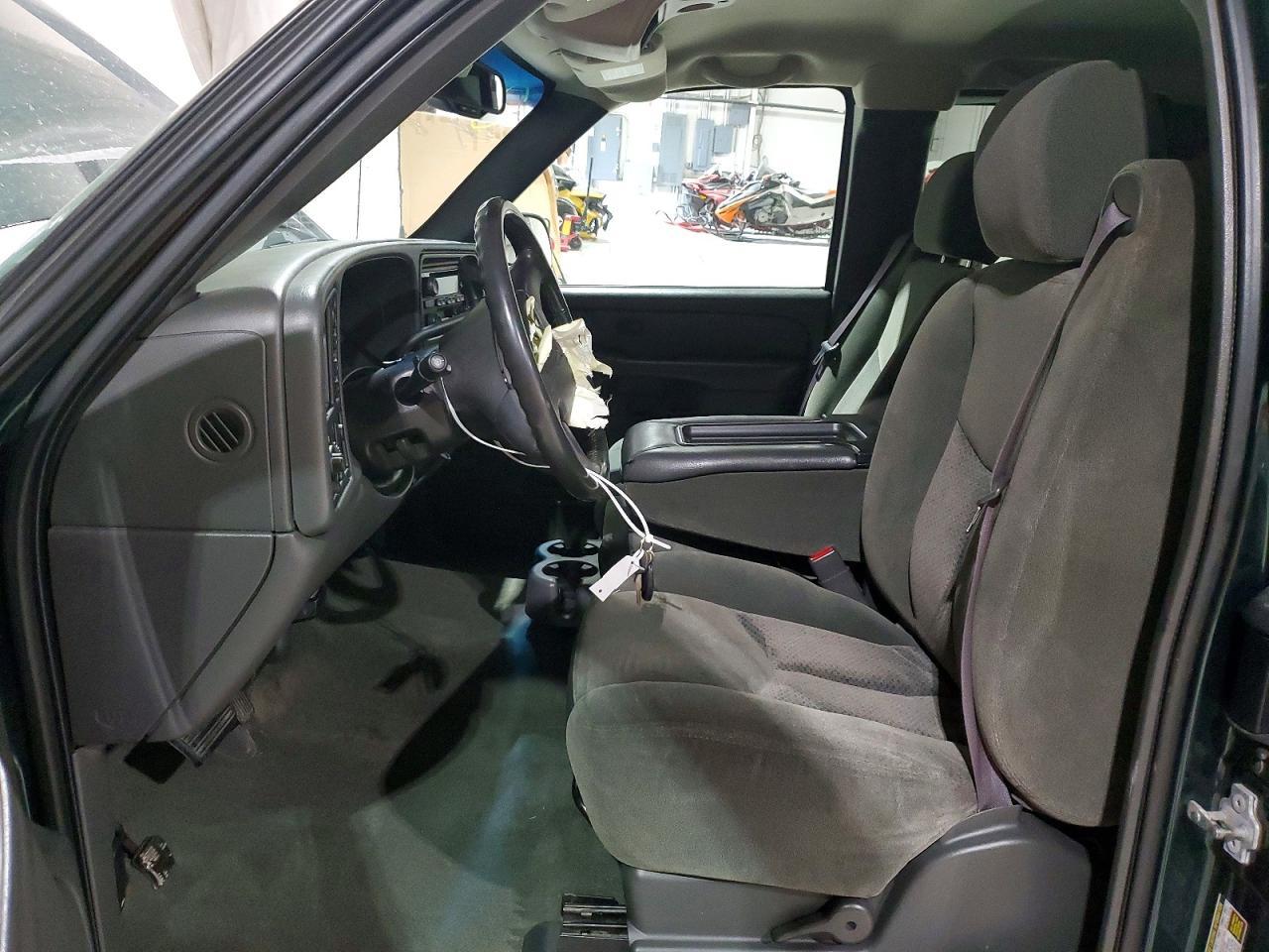 2004 CHEVROLET Silverado