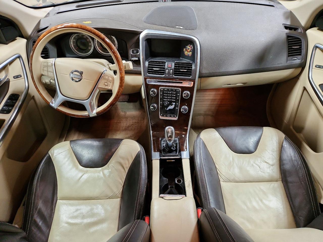 2013 VOLVO XC60
