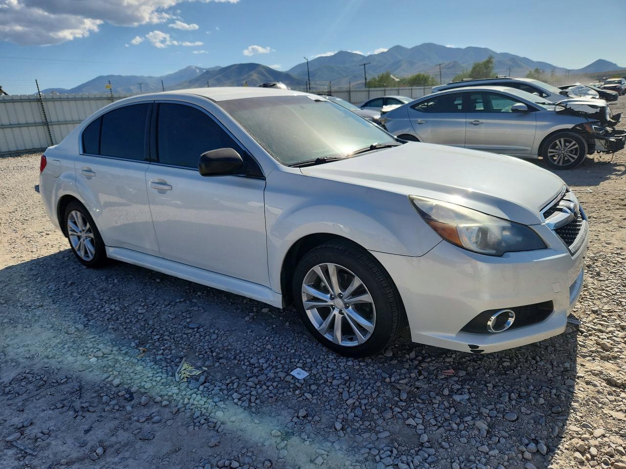 2014 SUBARU Legacy