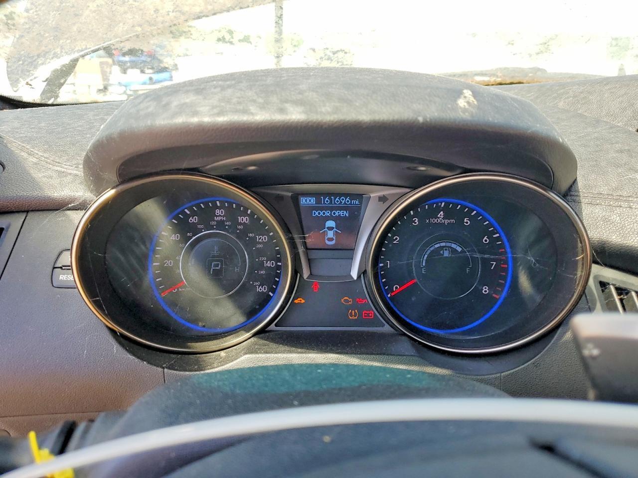 2014 HYUNDAI GENESIS