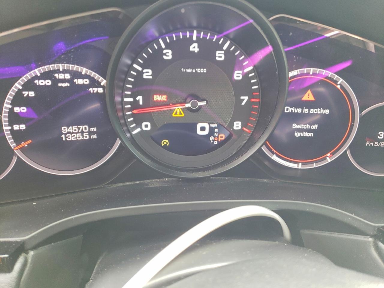 2021 PORSCHE CAYENNE
