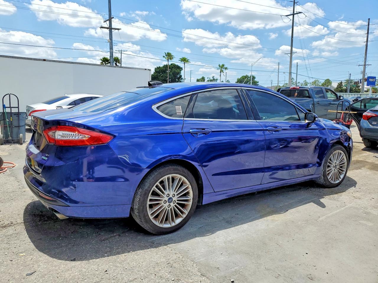 2014 FORD FUSION