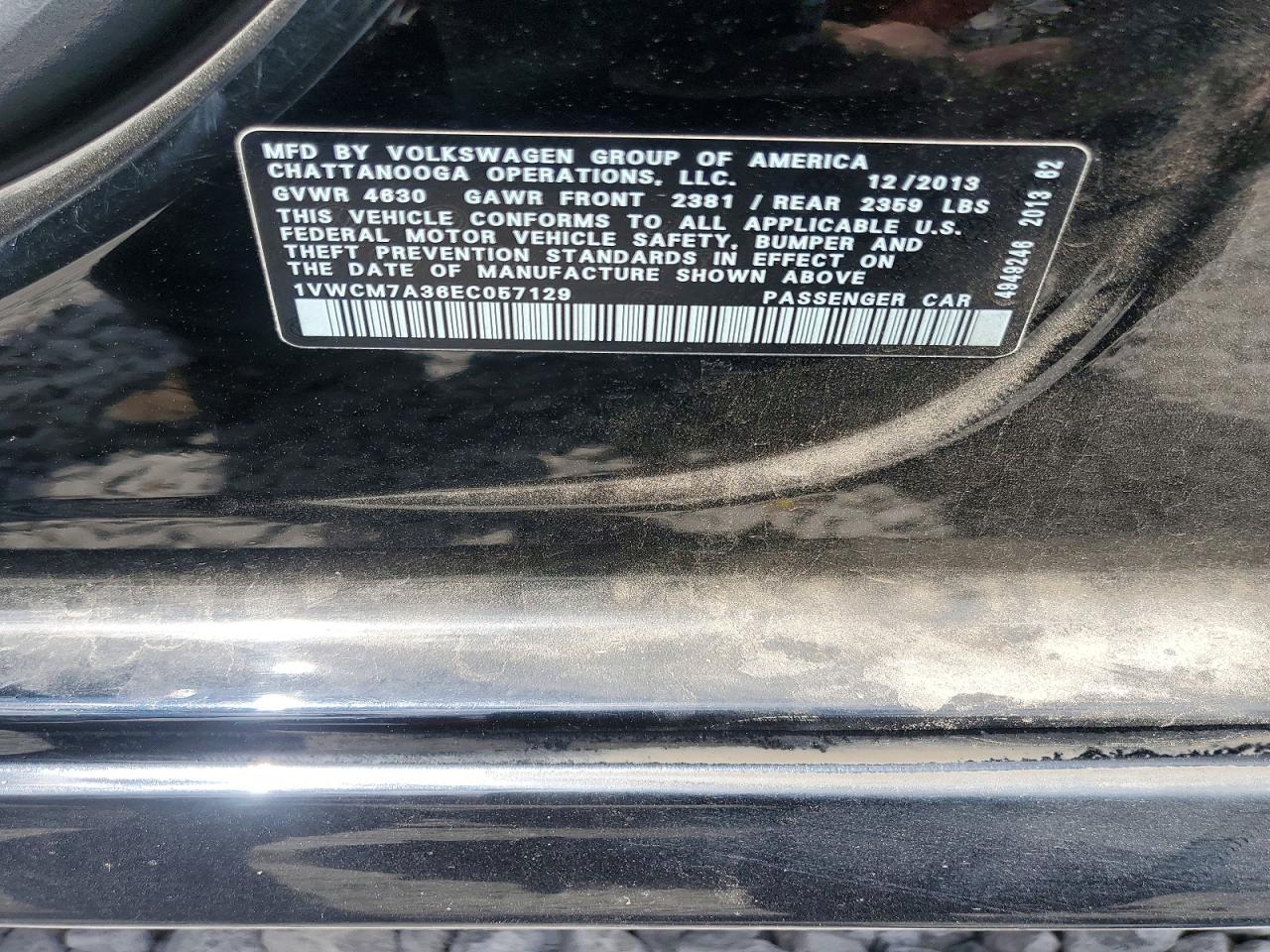 2014 VOLKSWAGEN Passat