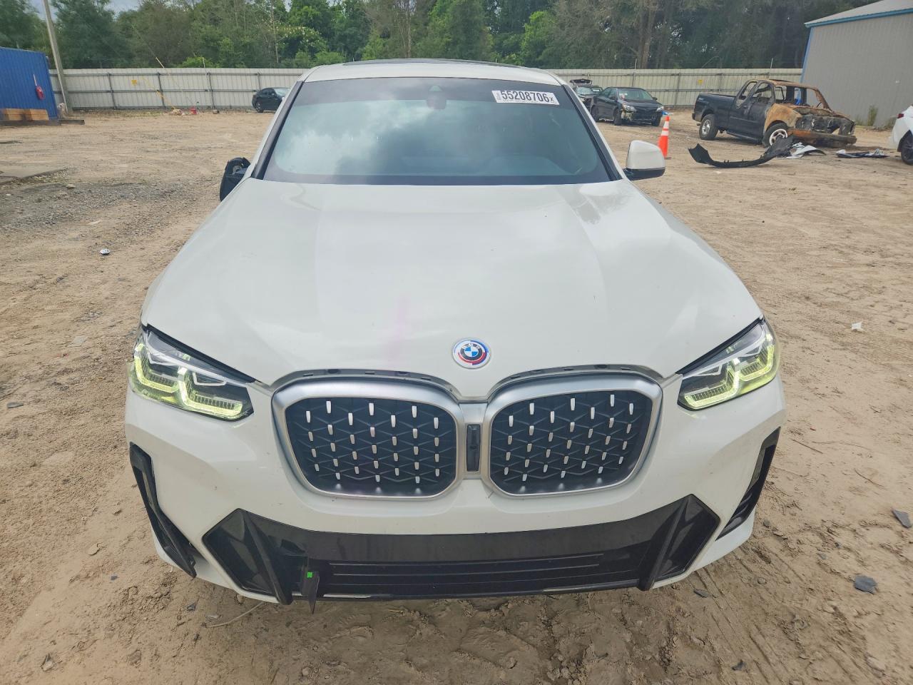2022 BMW X4