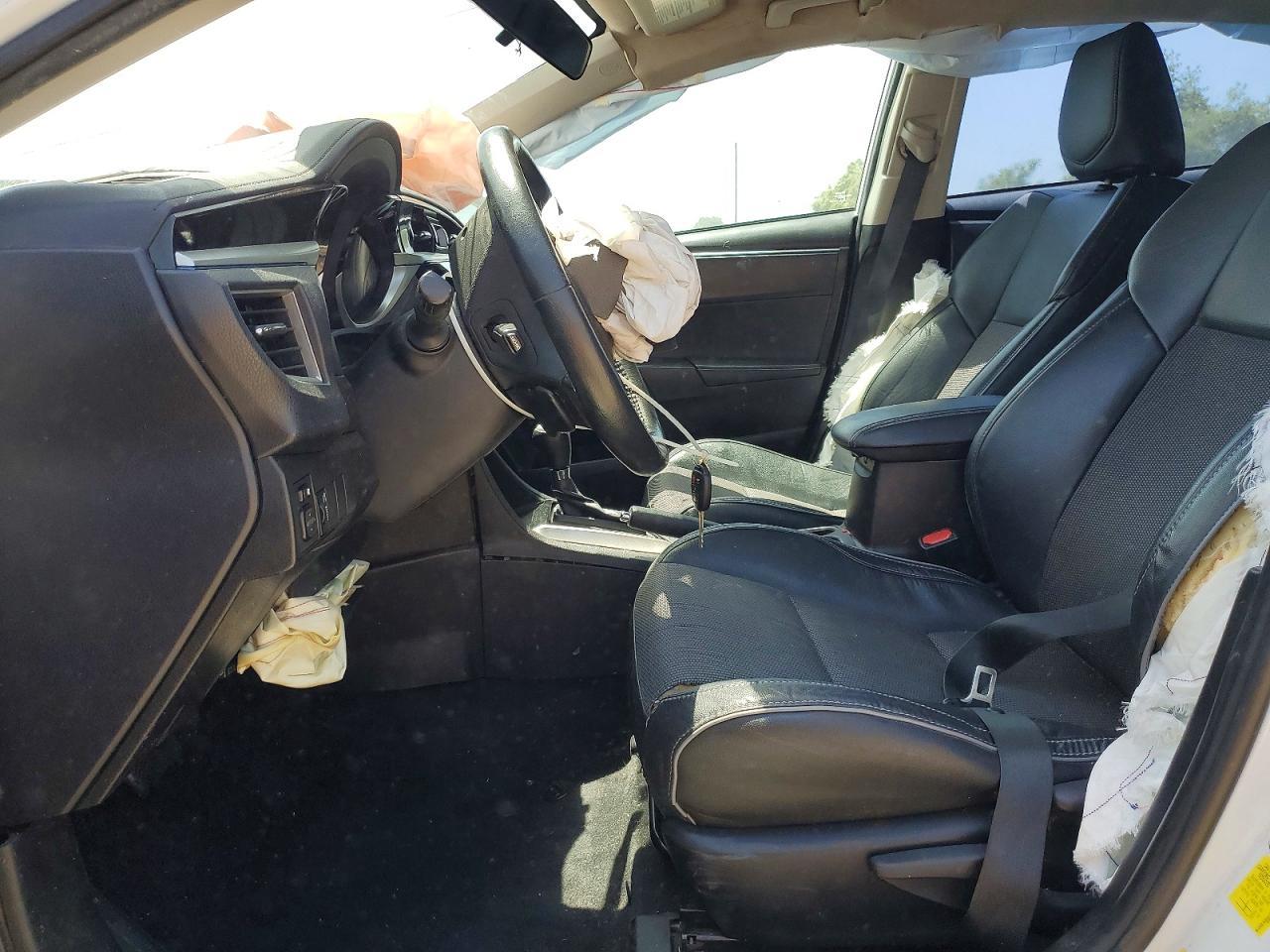 2015 TOYOTA COROLLA