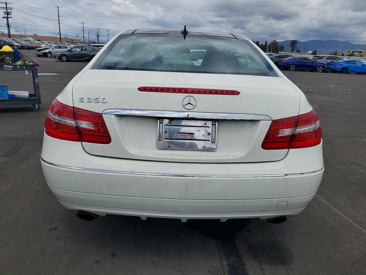 2010 MERCEDES-BENZ E-Class