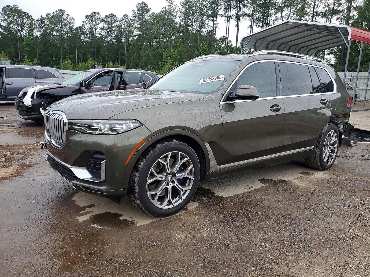 2021 BMW X7