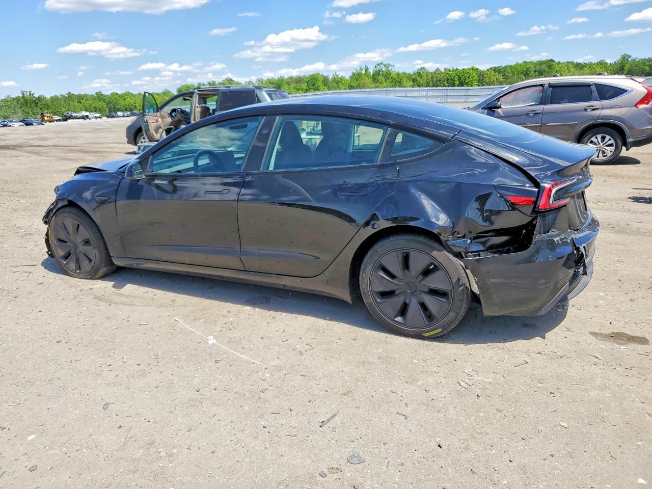2024 TESLA MODEL 3