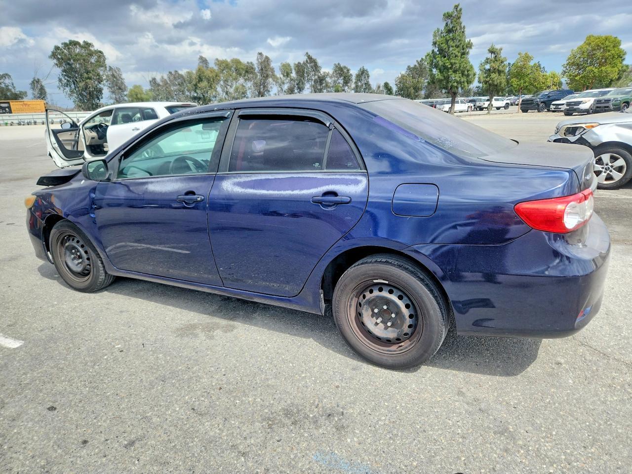 2011 TOYOTA COROLLA