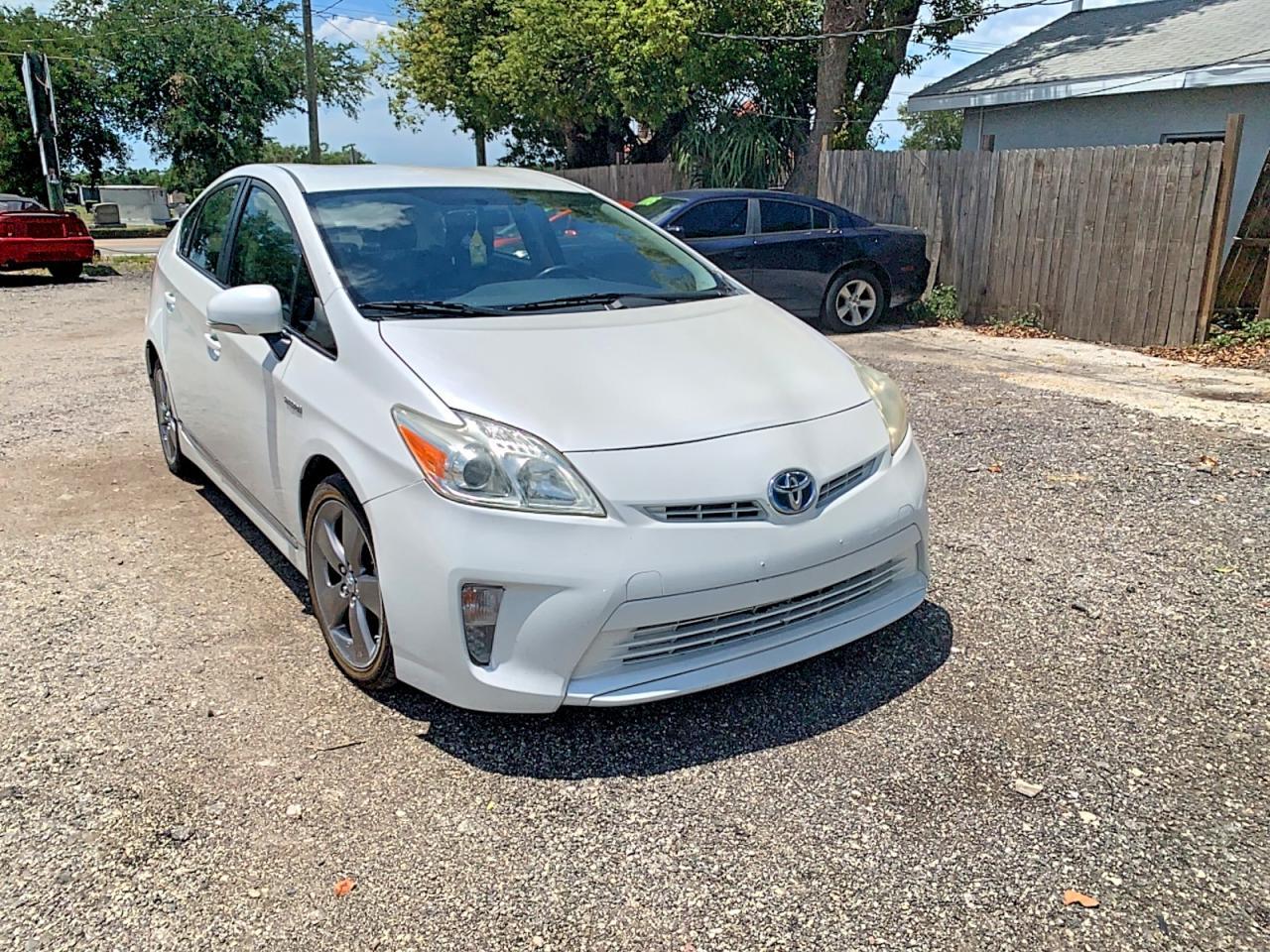 2015 TOYOTA PRIUS