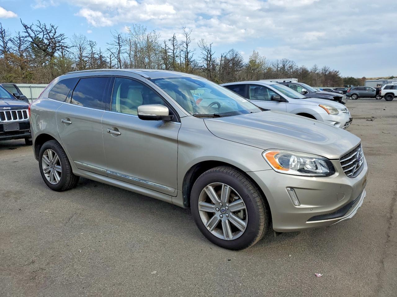 2016 Volv Xc60