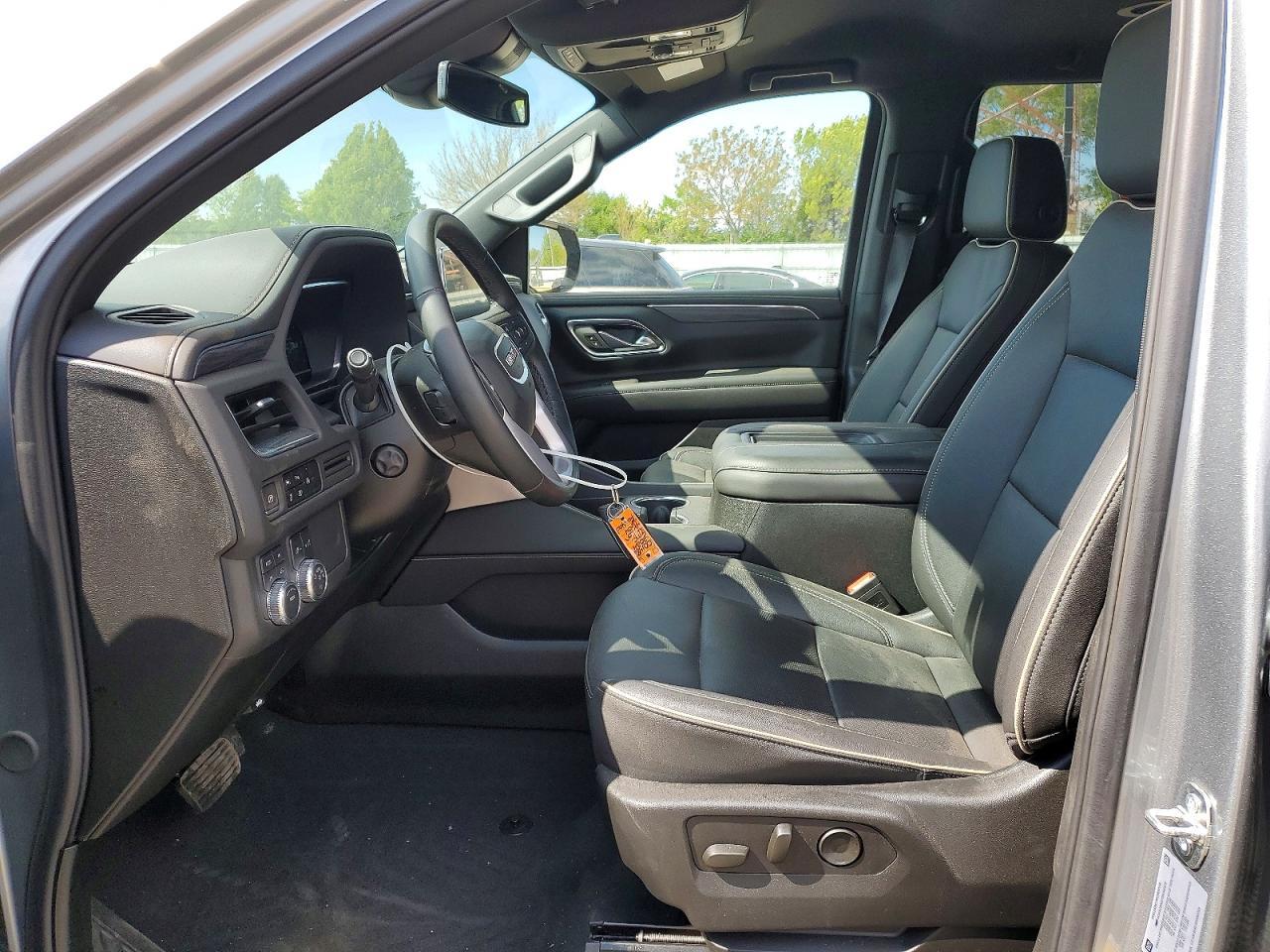2024 GMC Yukon