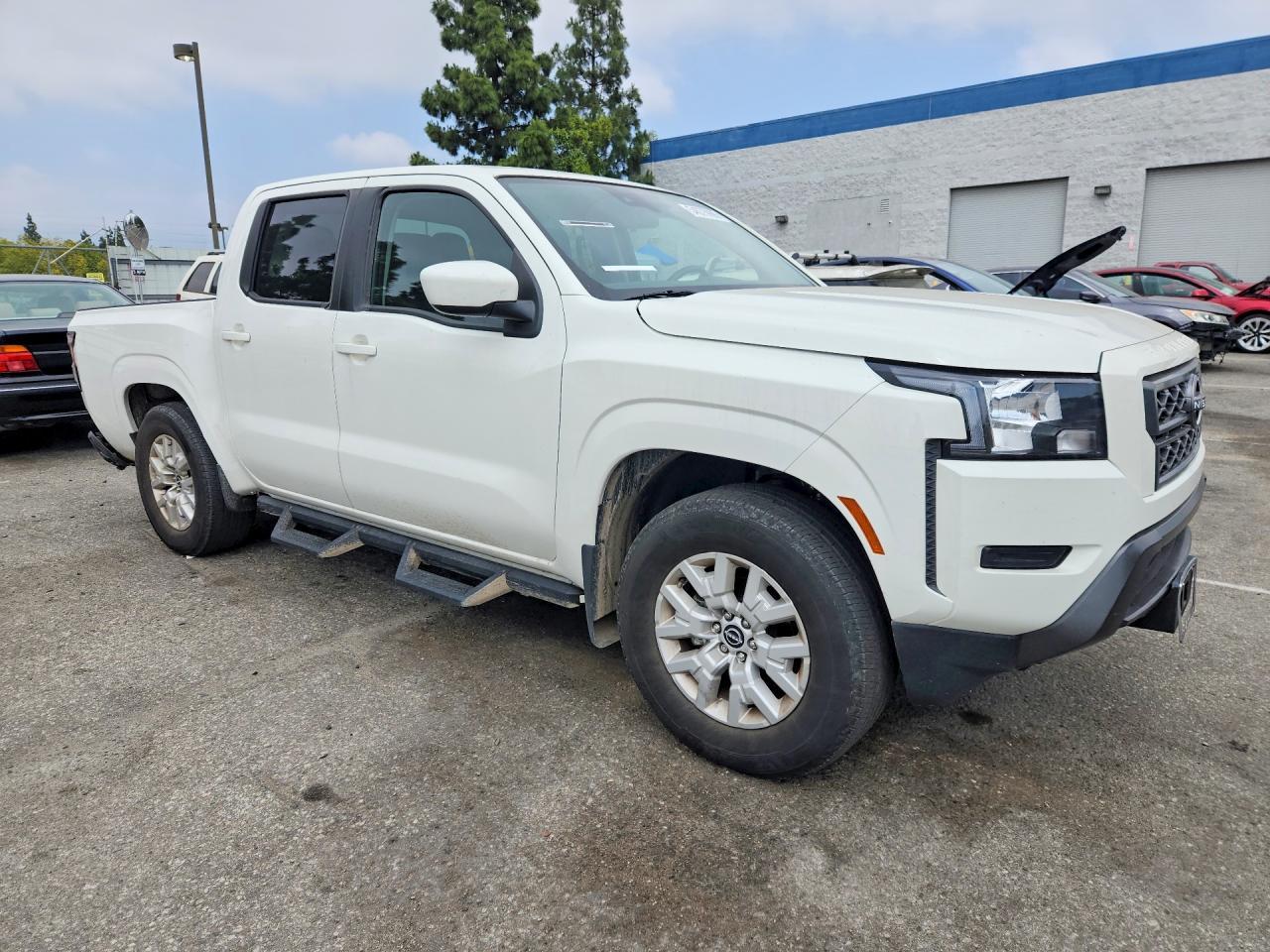 2022 NISSAN Frontier