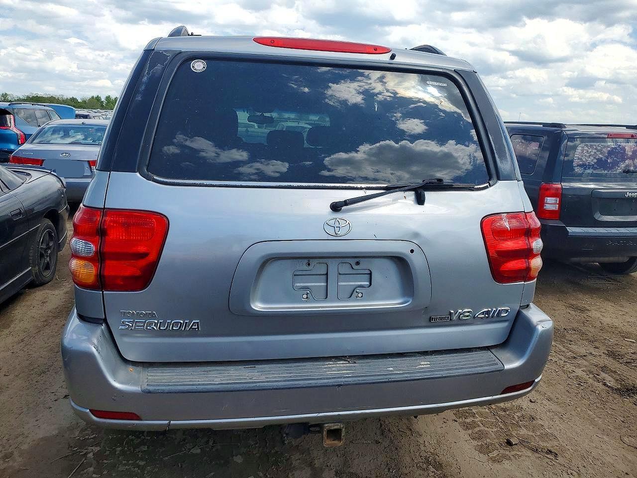 2003 TOYOTA Sequoia