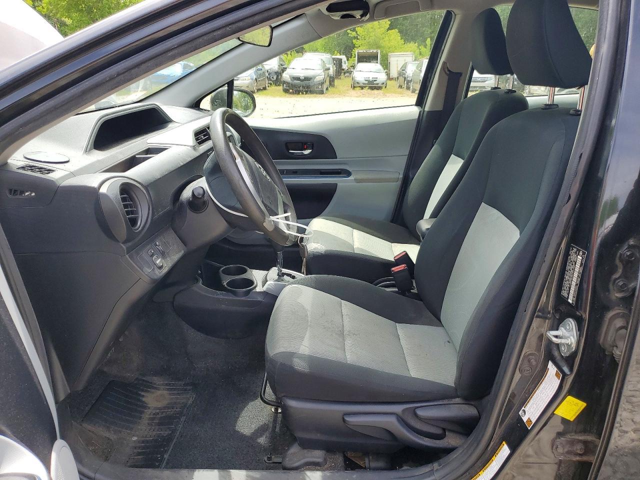 2012 TOYOTA Prius c