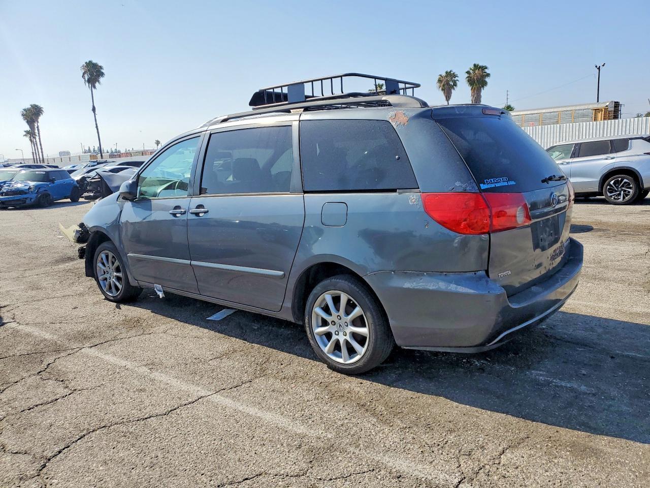 2006 TOYOTA SIENNA