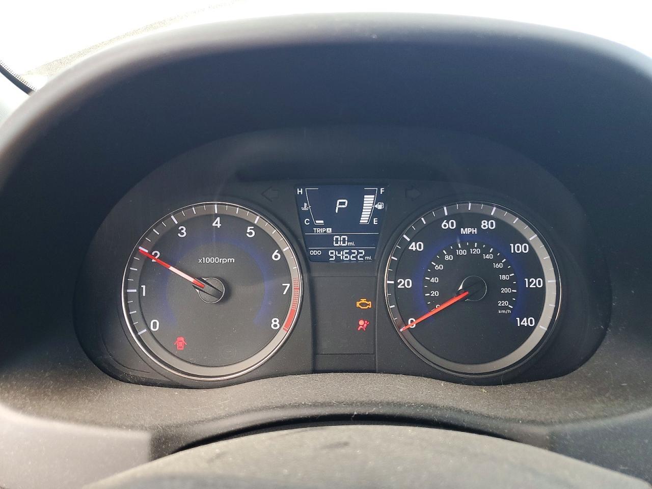 2013 HYUNDAI ACCENT
