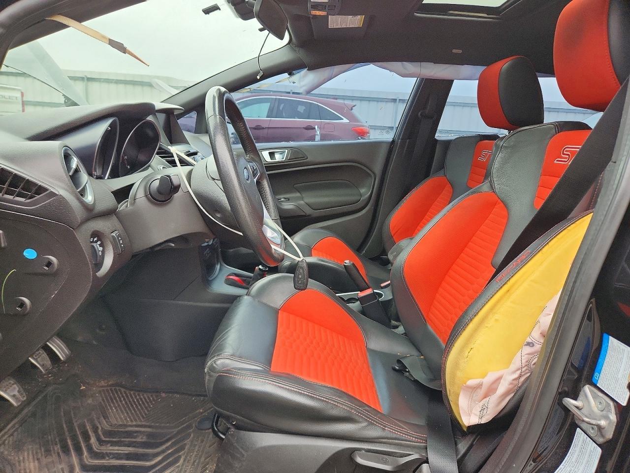 2014 FORD Fiesta