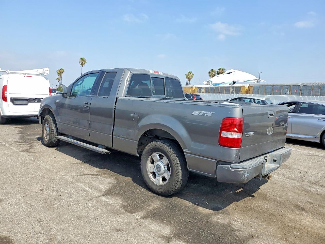 2004 FORD F-150 Lightning