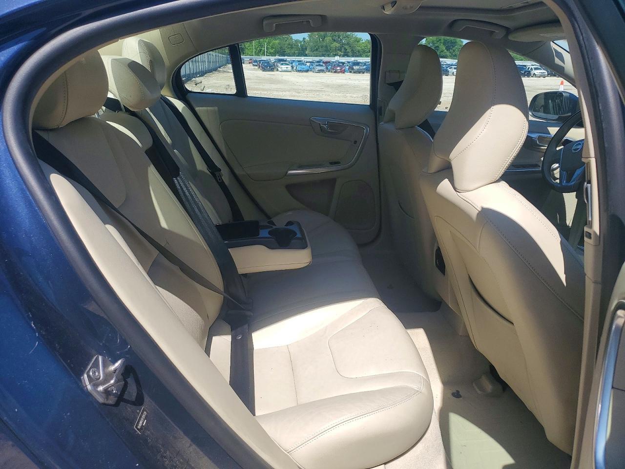 2015 Volv S60