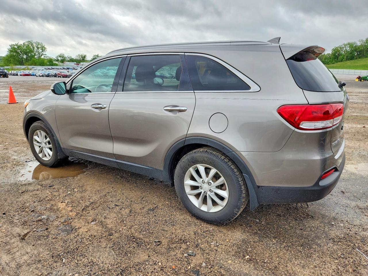 2017 KIA SORENTO