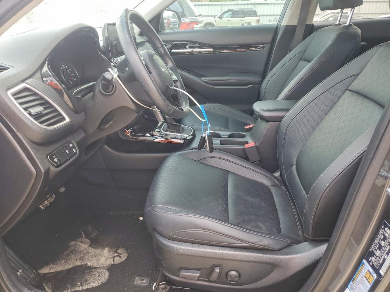 2023 KIA SELTOS