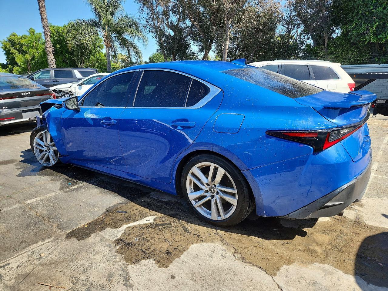 2021 LEXUS IS 300